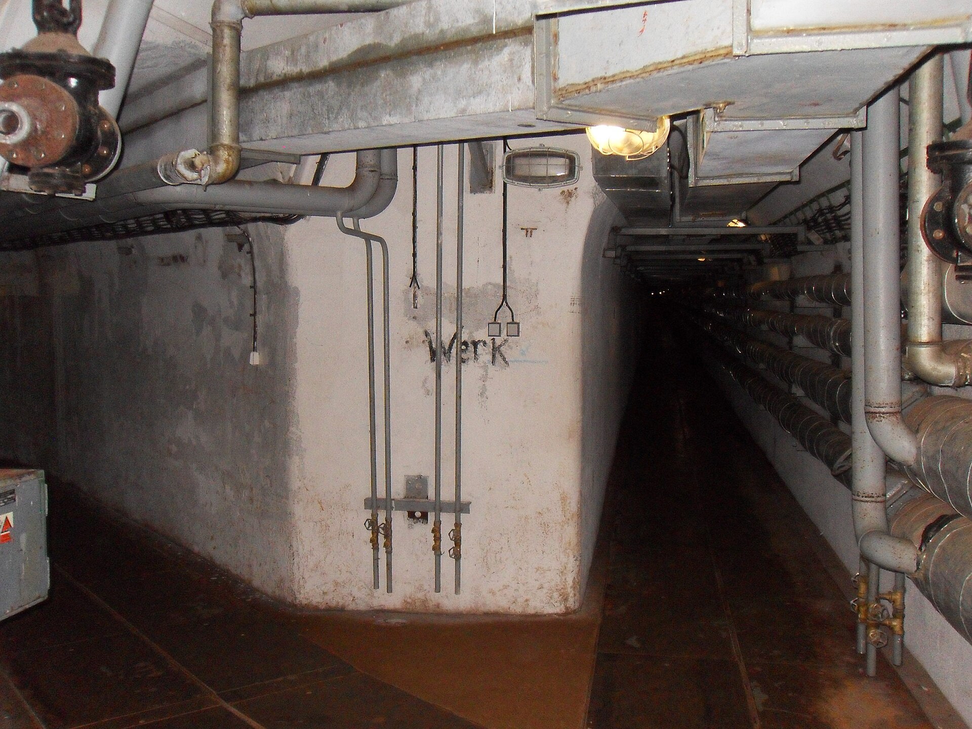 Podzemí tvrze Hanička — hlavní galerie v hloubce 18 m